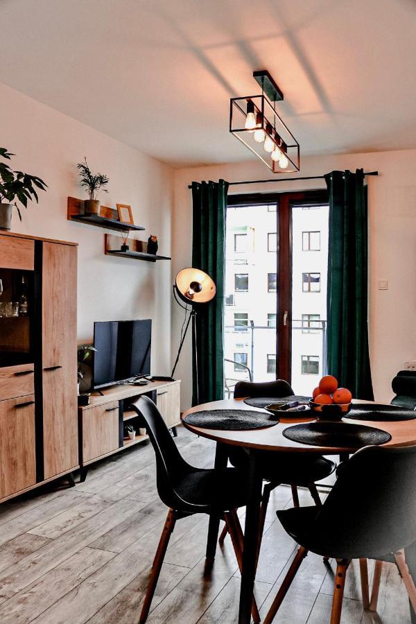 Lavender Hill Apartment Гданьск Экстерьер фото