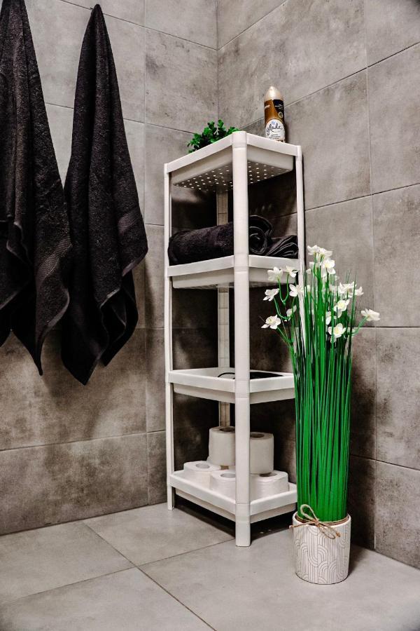 Lavender Hill Apartment Гданьск Экстерьер фото